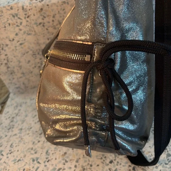 Coach Poppy Glam Metallic Silver Tote Convertible Bag 15290 - Picture 6 of 8